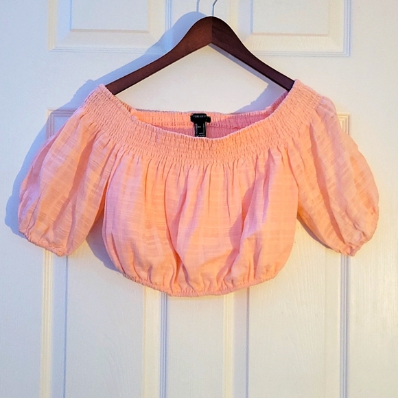 NWOT 🍑FOREVER 21 Crop Top Off the Shoulders Puffed Sleeves Size Small - Picture 4 of 7